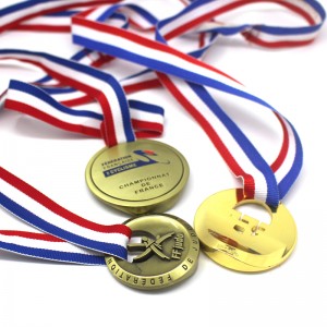 P 87 medaille